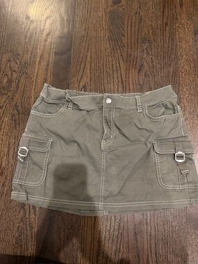 Like New Olive Cargo Mini Skirt with Front Pockets